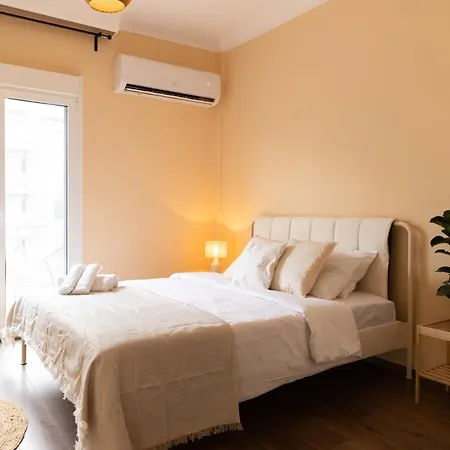 Apartment Main Avenue Balcony *