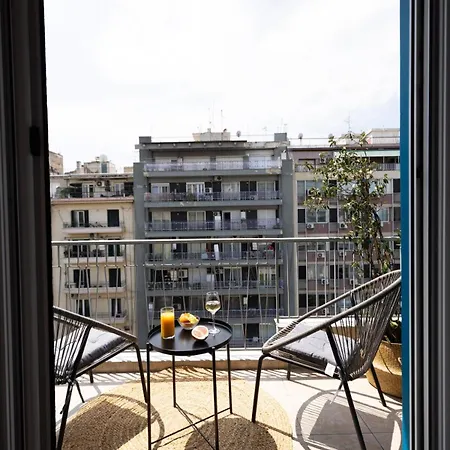 Main Avenue Balcony Thessaloníki