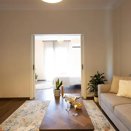 Main Avenue Balcony * Thessaloníki