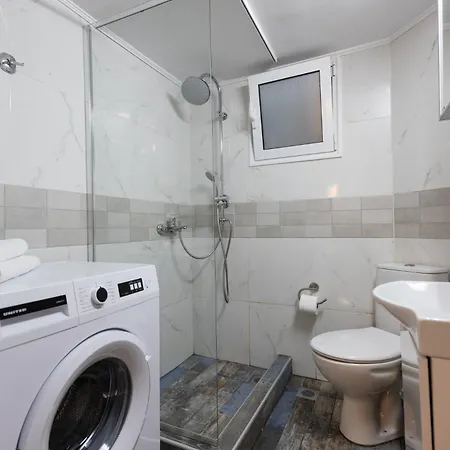 Main Avenue Balcony * Soluň