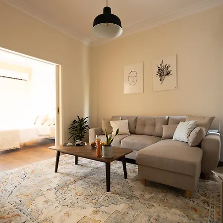 Main Avenue Balcony Thessaloníki