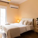 Apartment Main Avenue Balcony *