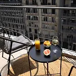 Apartment Main Avenue Balcony