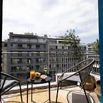Main Avenue Balcony Apartment *