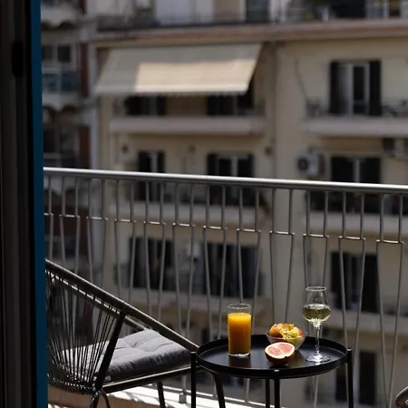 Main Avenue Balcony Apartman *